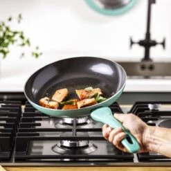 VitaVerde Expert Koekenpannenset Ø 20cm + Ø 24cm + Ø 28cm - Turquoise - Inductie - PFAS-vrij 16 VitaVerde Expert Koekenpannenset Ø 20cm + Ø 24cm + Ø 28cm - Turquoise - Inductie - PFAS-vrij -Pot Kortingswinkel 1200x1200 338