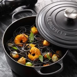 Le Creuset Signature Braadpan - 4,2 L - 24 Cm - Zwart -Pot Kortingswinkel 1200x1200 640