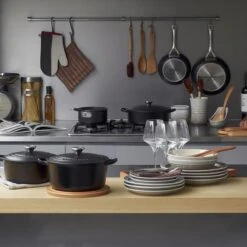 Le Creuset Signature Braadpan - 4,2 L - 24 Cm - Zwart -Pot Kortingswinkel 1200x1200 641