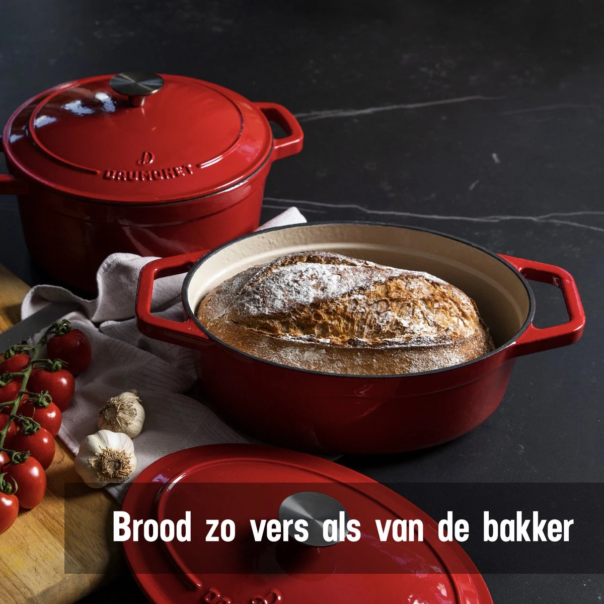 Daumonet Bocuse Rouge Gietijzeren Braadpan - Sudderpan Kersen Rood - Ovaal - Ø 29 Cm - 3 Liter - PFAS & PFOA Vrij - Emaille - Geschikt Voor Alle Warmtebronnen - Elektrisch - Gas - Halogeen - Inductie - Keramisch - Vaatwasserbestendig 4 Daumonet Bocuse Rouge Gietijzeren Braadpan - Sudderpan Kersen Rood - Ovaal - Ø 29 Cm - 3 Liter - PFAS & PFOA Vrij - Emaille - Geschikt Voor Alle Warmtebronnen - Elektrisch - Gas - Halogeen - Inductie - Keramisch - Vaatwasserbestendig - Afbeelding 2