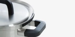 BK Flow Cool Pannenset - 4-delig – RVS Deksels - Veilig Afgietsysteem - Geschikt Voor Alle Warmtebronnen -Pot Kortingswinkel 1200x601 3
