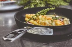 Demeyere Alu Pro Dura Glide Koekenpan - Ø 24 & Ø 28cm - Titanium 17 Demeyere Alu Pro Dura Glide Koekenpan - Ø 24 & Ø 28cm - Titanium -Pot Kortingswinkel 1200x799 25