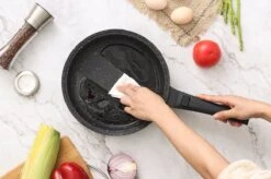 Swiss Pro+ | Set 14 Delige Pannenset | Inductie - Pannensets - Glazen Deksel - Met Afneembare Handgreep - Marmeren Interieur -PFAS-vrij | Black (Zwart) -Pot Kortingswinkel 1200x799 50