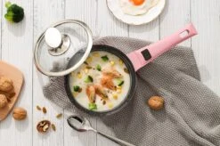 Royalty Line Inductie Pannenset - Luxe 14-delige Pannenset Marmeren Coating - Pannen Met Afneembare Handvaten - Oven-Ready - PFAS-Vrij - Voor Alle Warmtebronnen - Afneembare Koudgrepen - Antiaanbaklaag - Koekenpan Met Glazen Deksels - Roze -Pot Kortingswinkel 1200x799 53