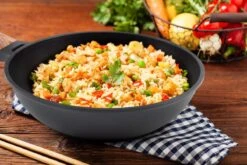 Rosmarino Black Line - Wokpan - Ø30cm - 100% PFAS & PFOA Vrij - Gegoten Aluminium - Non-stick Minerale Coating - Ergonomische Handgreep - Geschikt Voor Alle Warmtebronnen & Vaatwasser 20 Rosmarino Black Line - Wokpan - Ø30cm - 100% PFAS & PFOA Vrij - Gegoten Aluminium - Non-stick Minerale Coating - Ergonomische Handgreep - Geschikt Voor Alle Warmtebronnen & Vaatwasser -Pot Kortingswinkel 1200x800 49