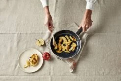 Demeyere Alu Cosi 3 Koekenpan - Ceraforce - 30 Cm - PTFE-vrij -Pot Kortingswinkel 1200x800 88