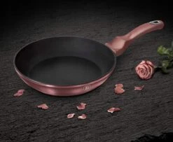 Berlinger Haus 6041 - Braadpannenset - 3 Delig - Gecoat - Rose Metallic Line -Pot Kortingswinkel 1200x985 2